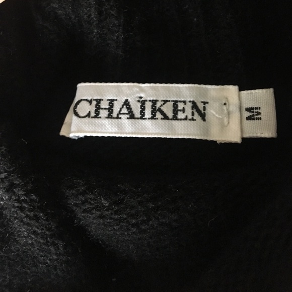 Medium sized chaiken sweater - Picture 2 of 2